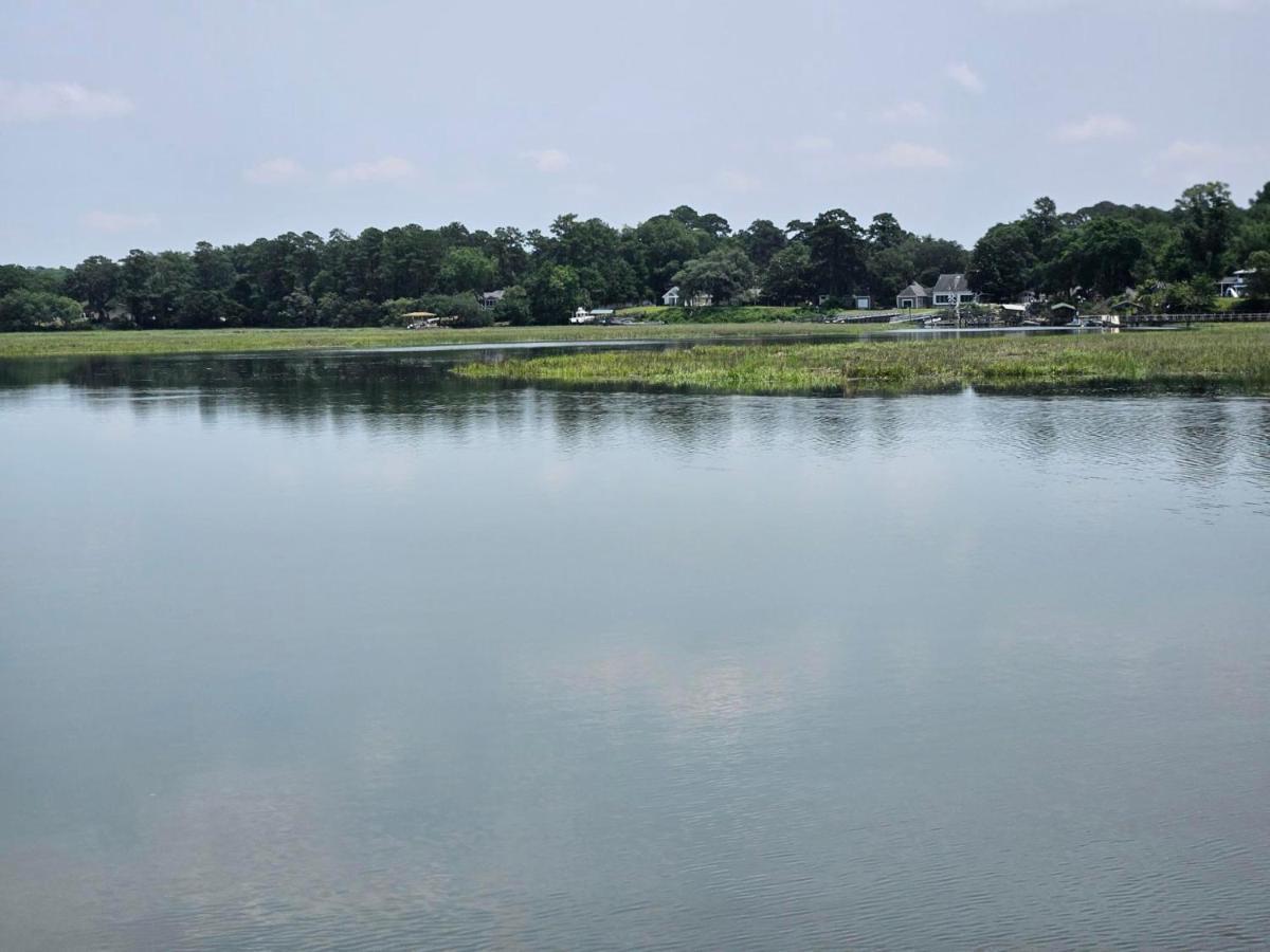 Low Country Cottage In Beautiful Habersham Beaufort Eksteriør billede