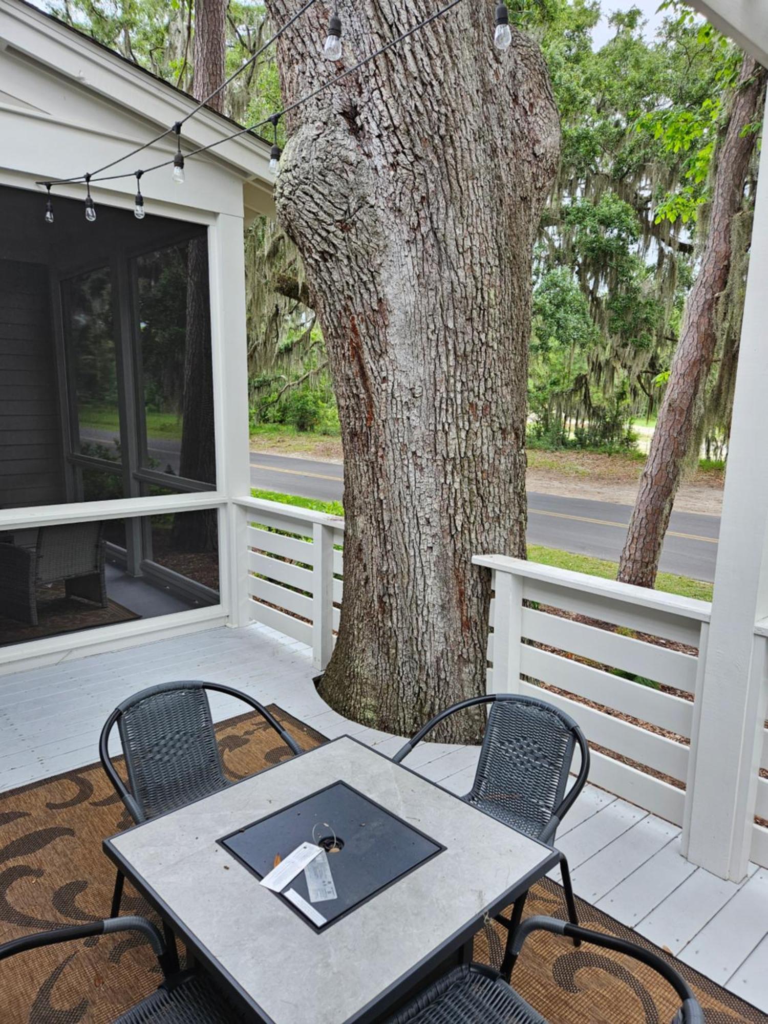Low Country Cottage In Beautiful Habersham Beaufort Eksteriør billede